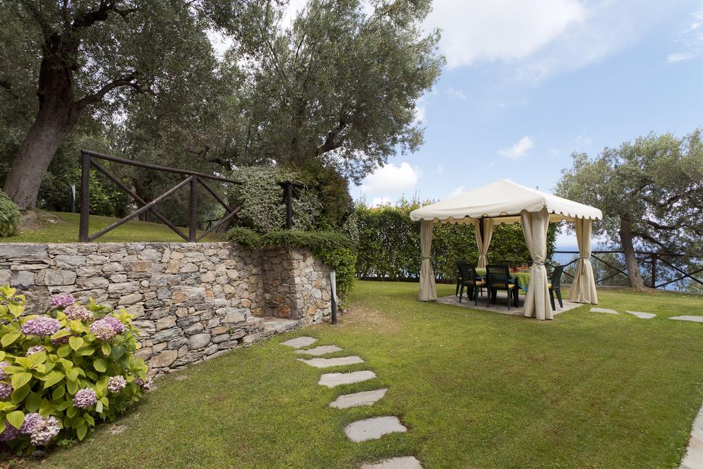 Villa Degli Ulivi B&B Finale Ligure Exterior photo