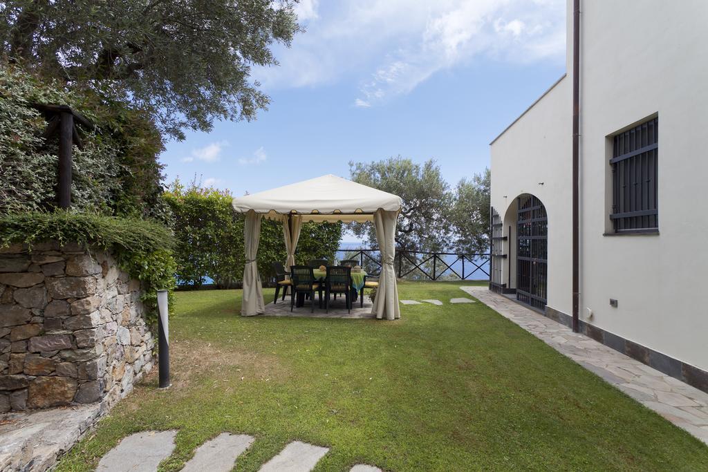 Villa Degli Ulivi B&B Finale Ligure Exterior photo